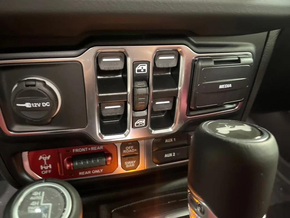 2024 Jeep JL Wrangler Rubicon 392 - Image 16 of 28