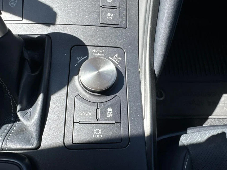 2024 Lexus IS 3rd Gen - Image 21 of 22
