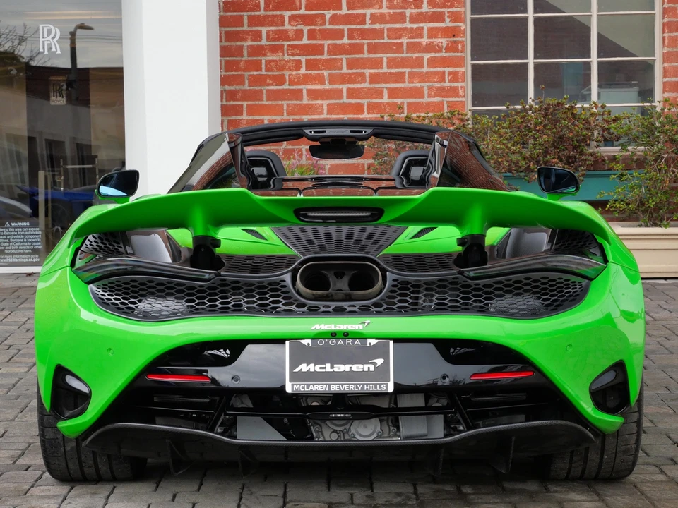 2024 McLaren 750S Spider - Image 5 of 31