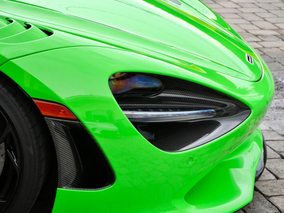 2024 McLaren 750S Spider - Image 17 of 31