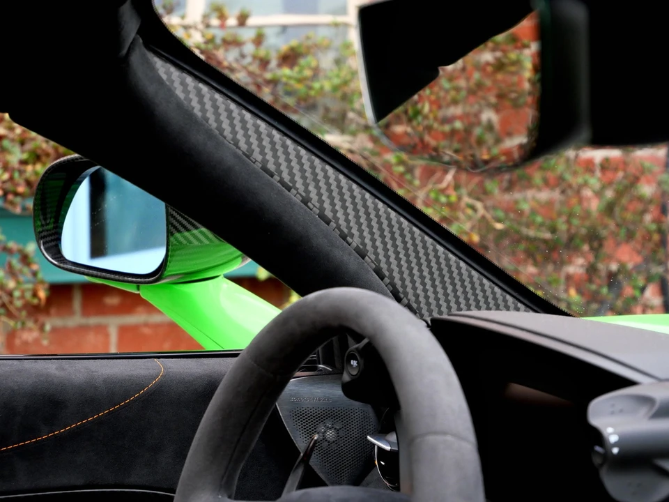 2024 McLaren 750S Spider - Image 23 of 31