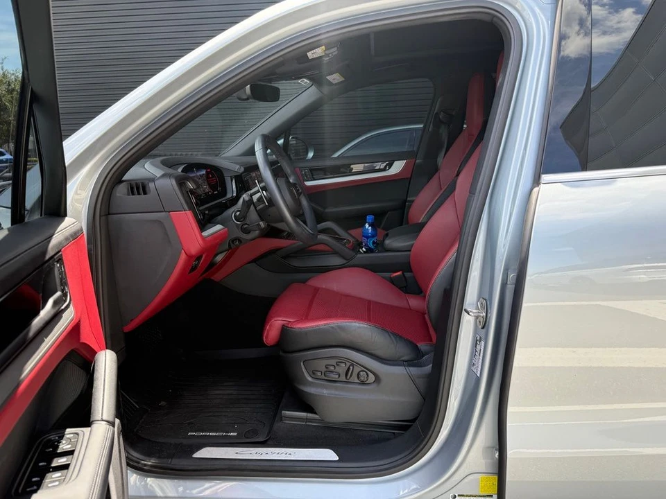 2024 Porsche 9Y0/9Y3 Cayenne - Image 5 of 6