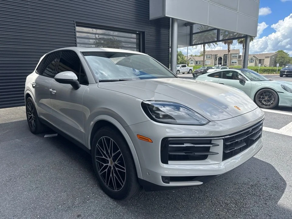 2024 Porsche 9Y0/9Y3 Cayenne - Image 5 of 7