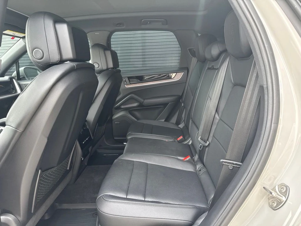 2024 Porsche 9Y0/9Y3 Cayenne - Image 7 of 7