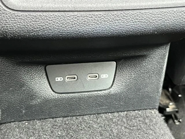 2024 Volkswagen GTI Mk8 - Image 16 of 31