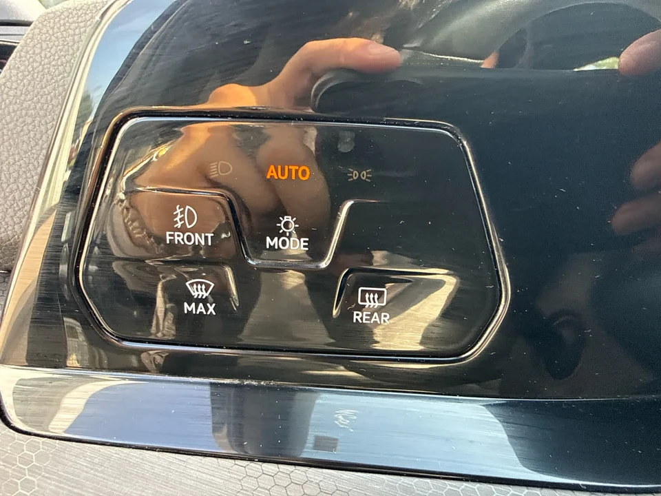 2024 Volkswagen GTI Mk8 - Image 12 of 16