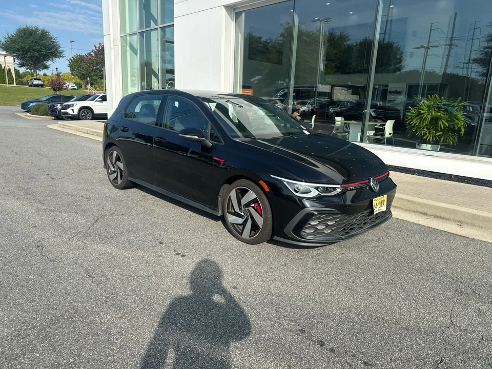 2024 Volkswagen GTI Mk8 - Image 2 of 16