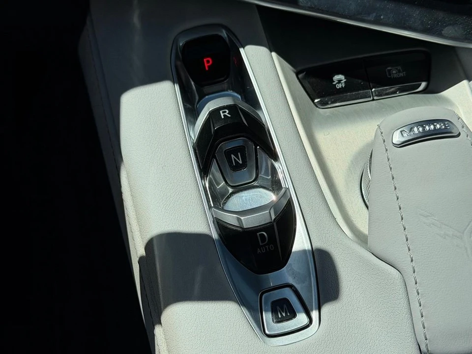 2025 Chevrolet Corvette C8 - Image 18 of 31