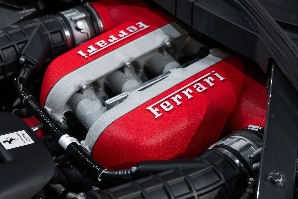 2025 Ferrari Purosangue - Image 18 of 31