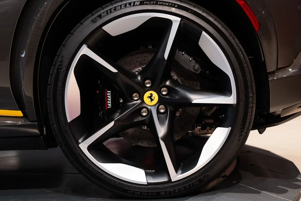 2025 Ferrari Purosangue - Image 14 of 31