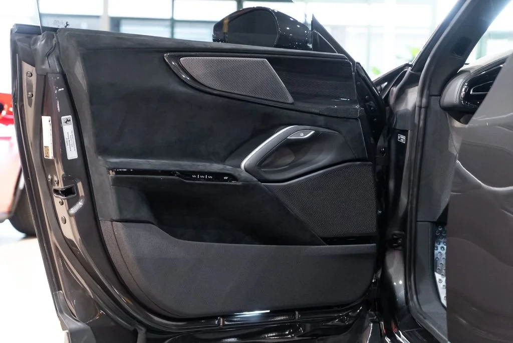 2025 Ferrari Purosangue - Image 27 of 31