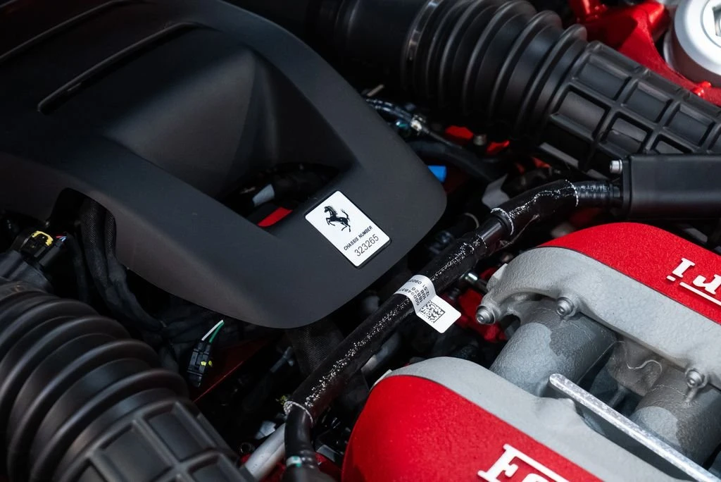 2025 Ferrari Purosangue - Image 19 of 31
