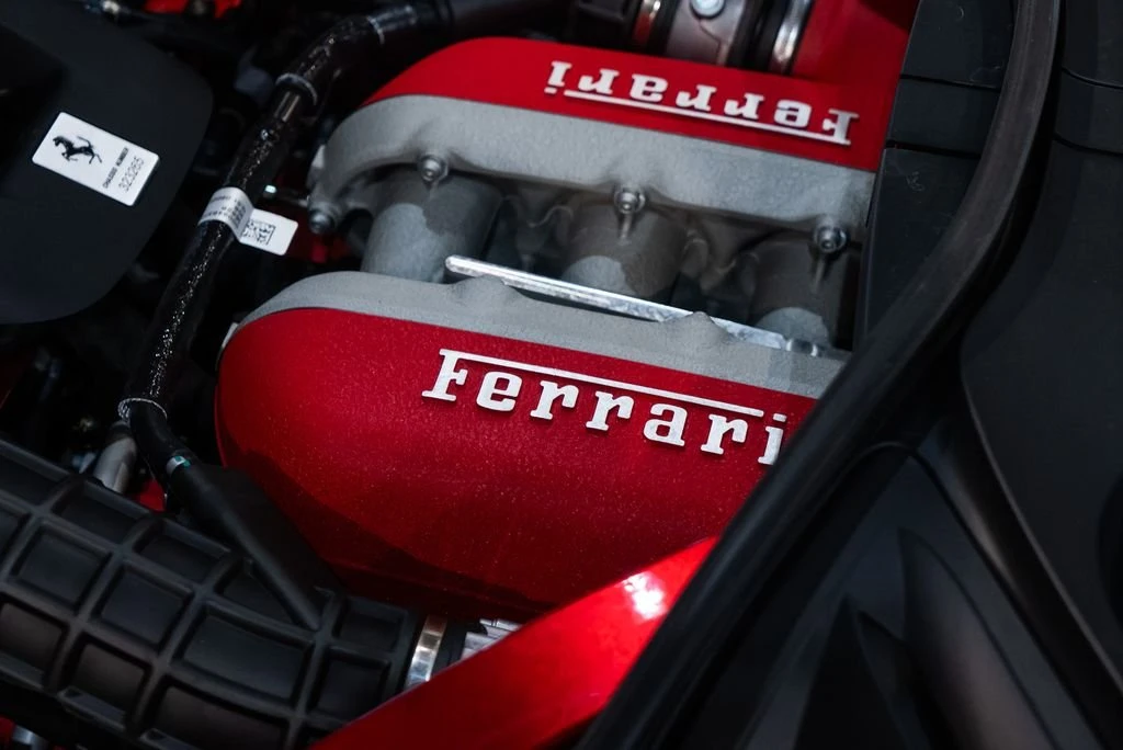 2025 Ferrari Purosangue - Image 18 of 31