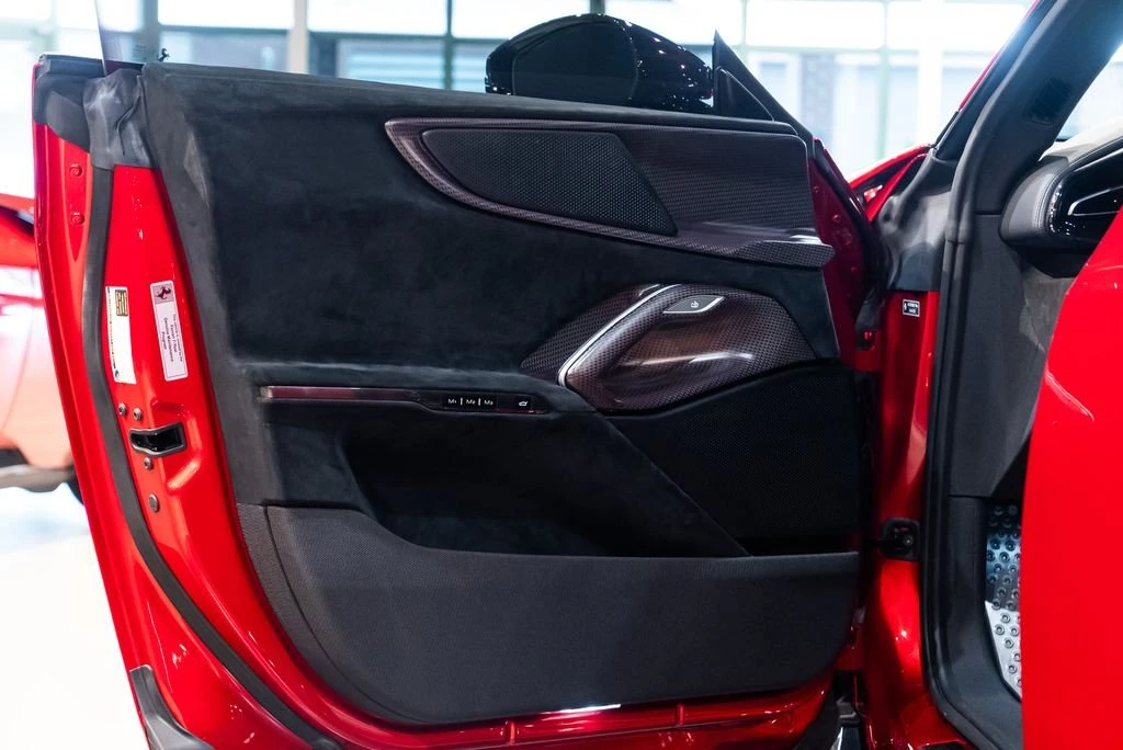 2025 Ferrari Purosangue - Image 26 of 31