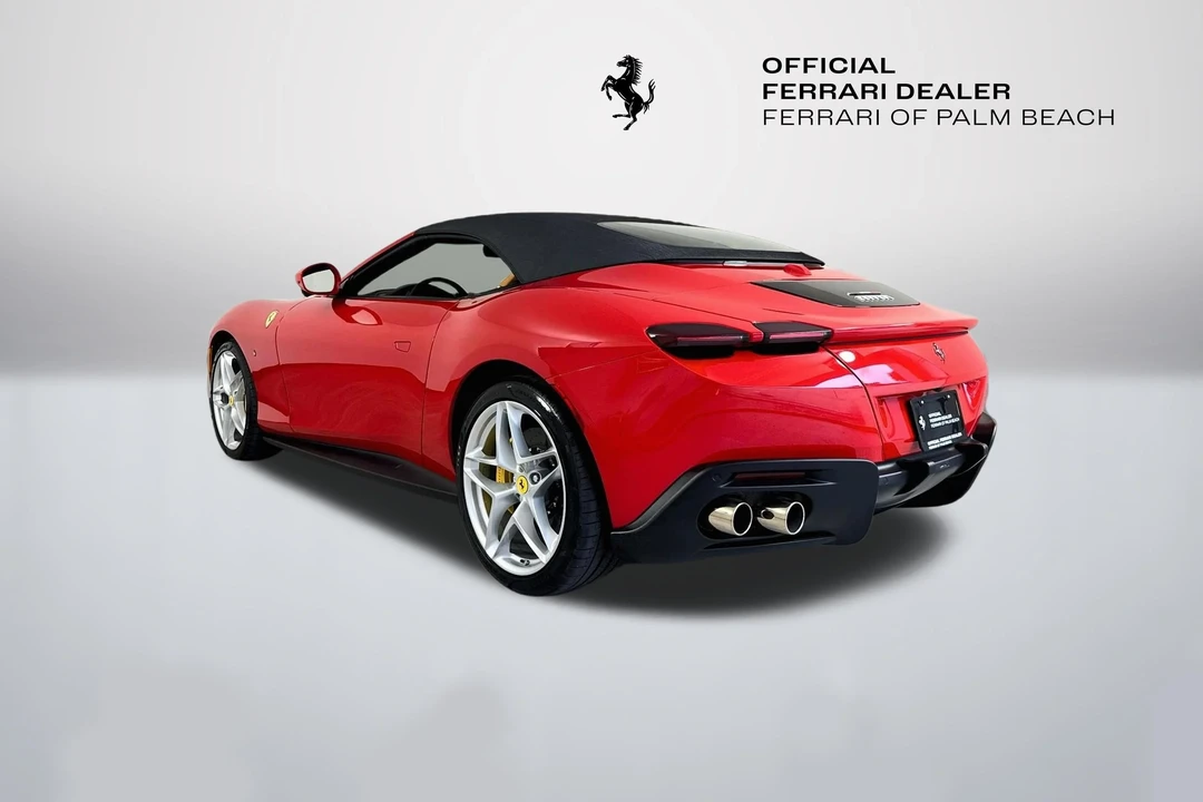 2025 Ferrari Roma Spider - Image 5 of 31