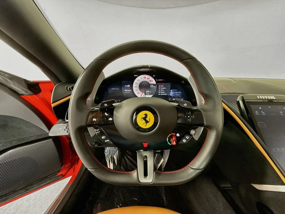 2025 Ferrari Roma Spider - Image 10 of 31