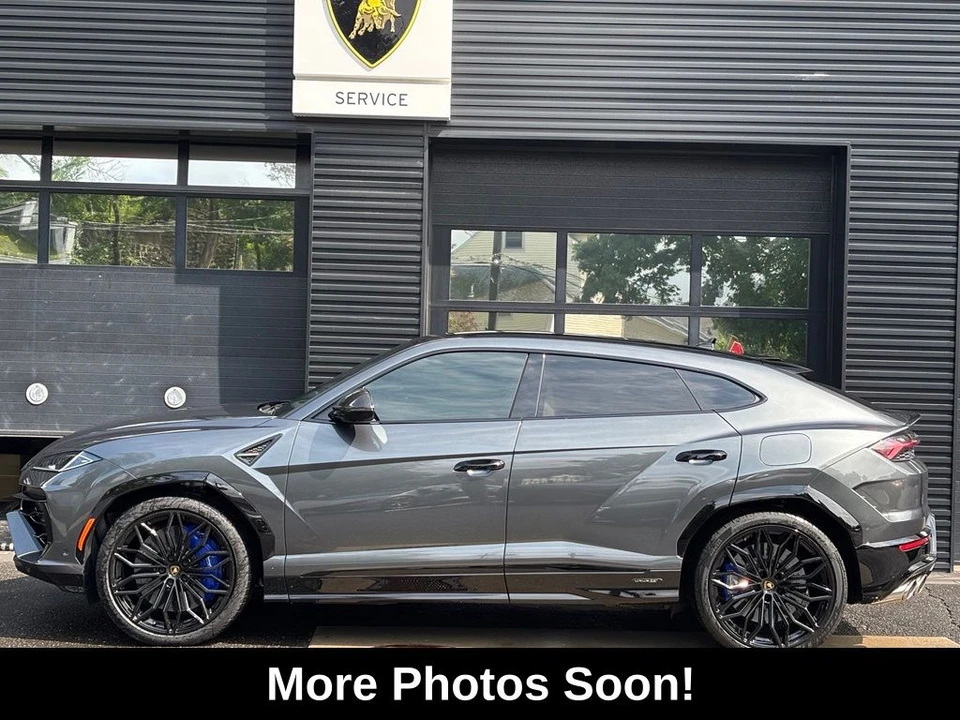 2025 Lamborghini Urus SE - Image 2 of 10