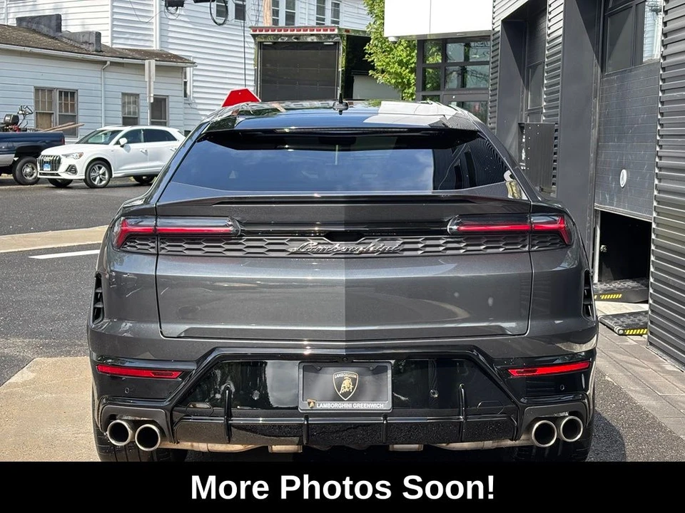 2025 Lamborghini Urus SE - Image 4 of 10