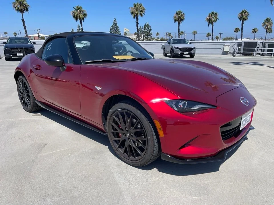 2025 Mazda ND MX-5 Miata - Image 3 of 9