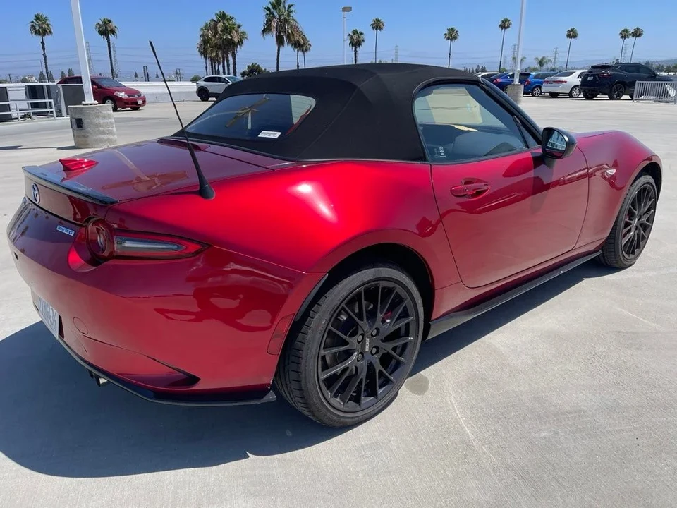 2025 Mazda ND MX-5 Miata - Image 5 of 9