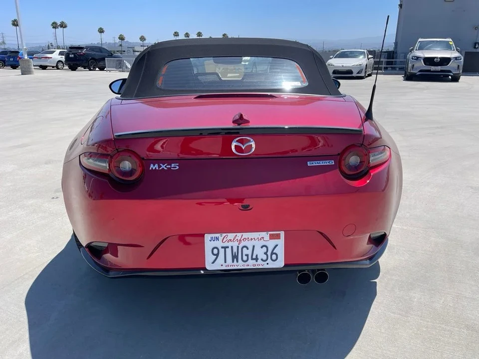 2025 Mazda ND MX-5 Miata - Image 6 of 9