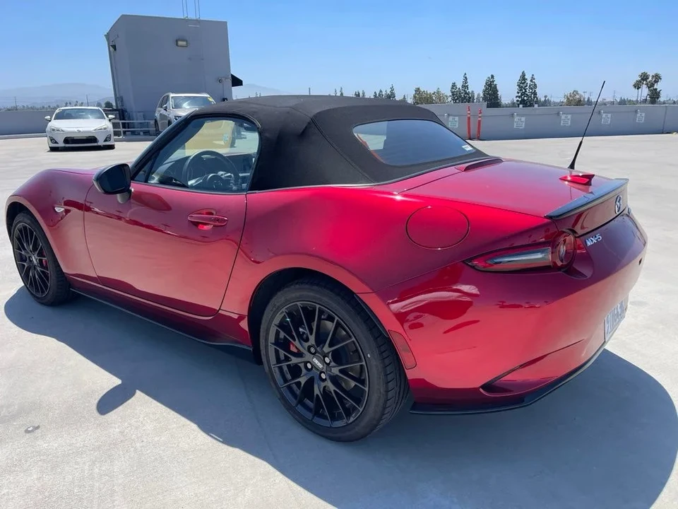 2025 Mazda ND MX-5 Miata - Image 7 of 9
