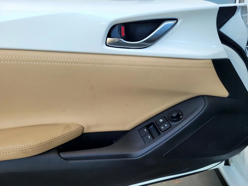 2025 Mazda ND MX-5 Miata - Image 17 of 31