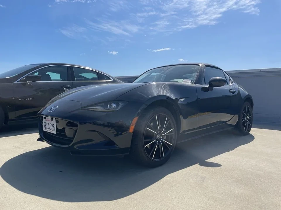 2025 Mazda ND MX-5 Miata - Image 4 of 6