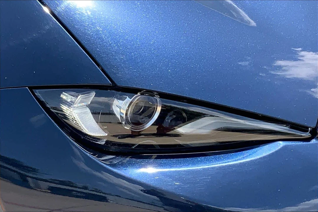 2025 Mazda ND MX-5 Miata - Image 23 of 29