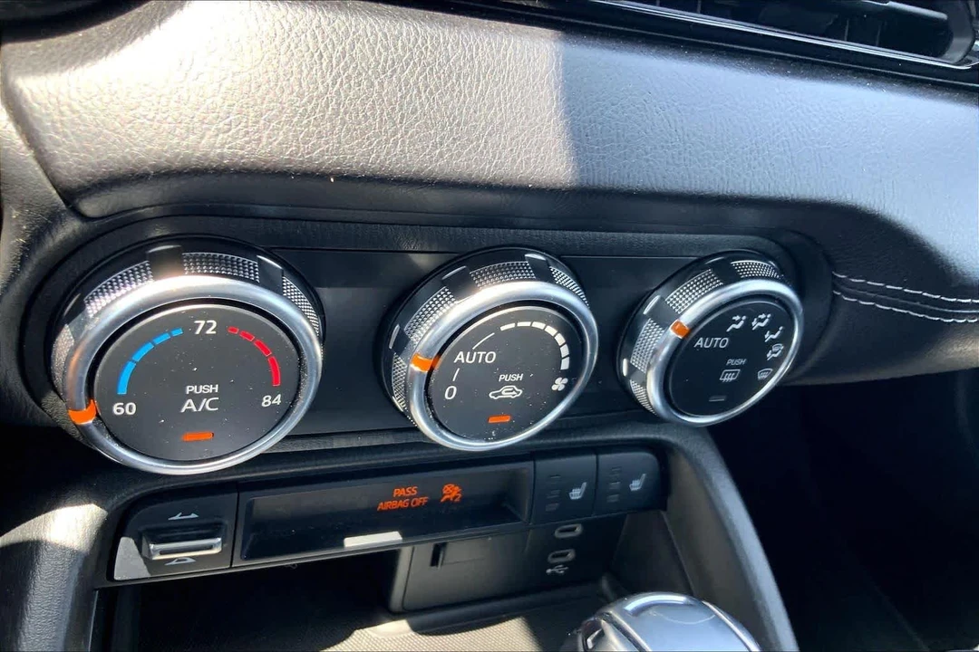 2025 Mazda ND MX-5 Miata - Image 28 of 29