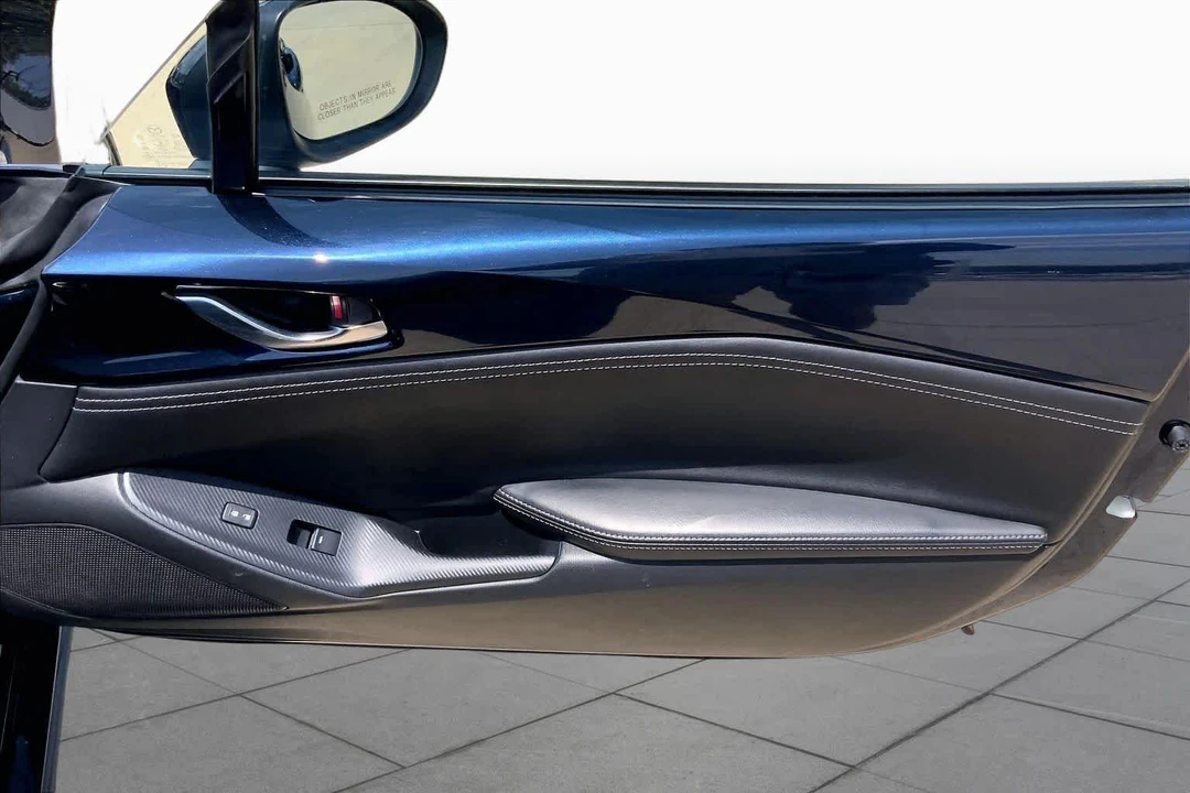 2025 Mazda ND MX-5 Miata - Image 19 of 29