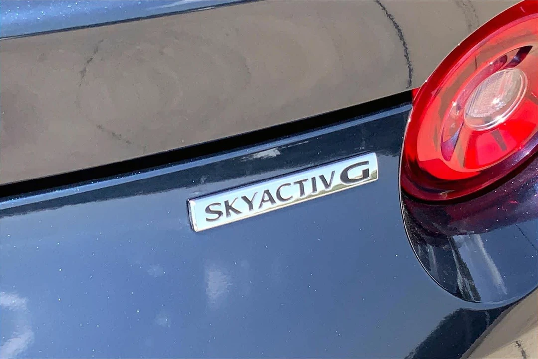 2025 Mazda ND MX-5 Miata - Image 9 of 29