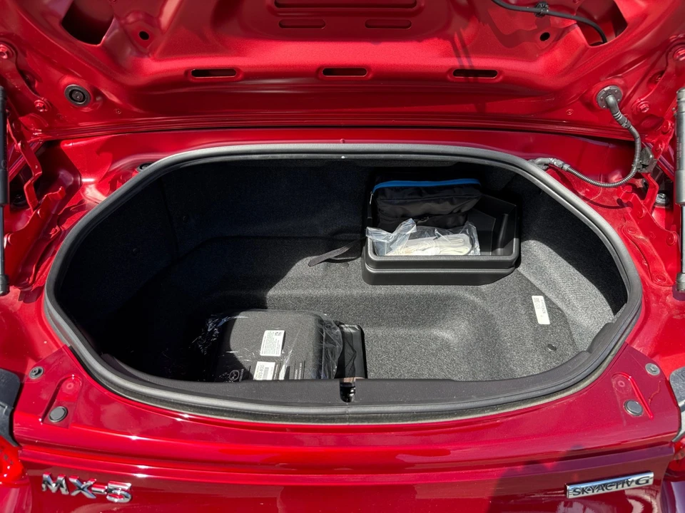 2025 Mazda ND MX-5 Miata - Image 17 of 20