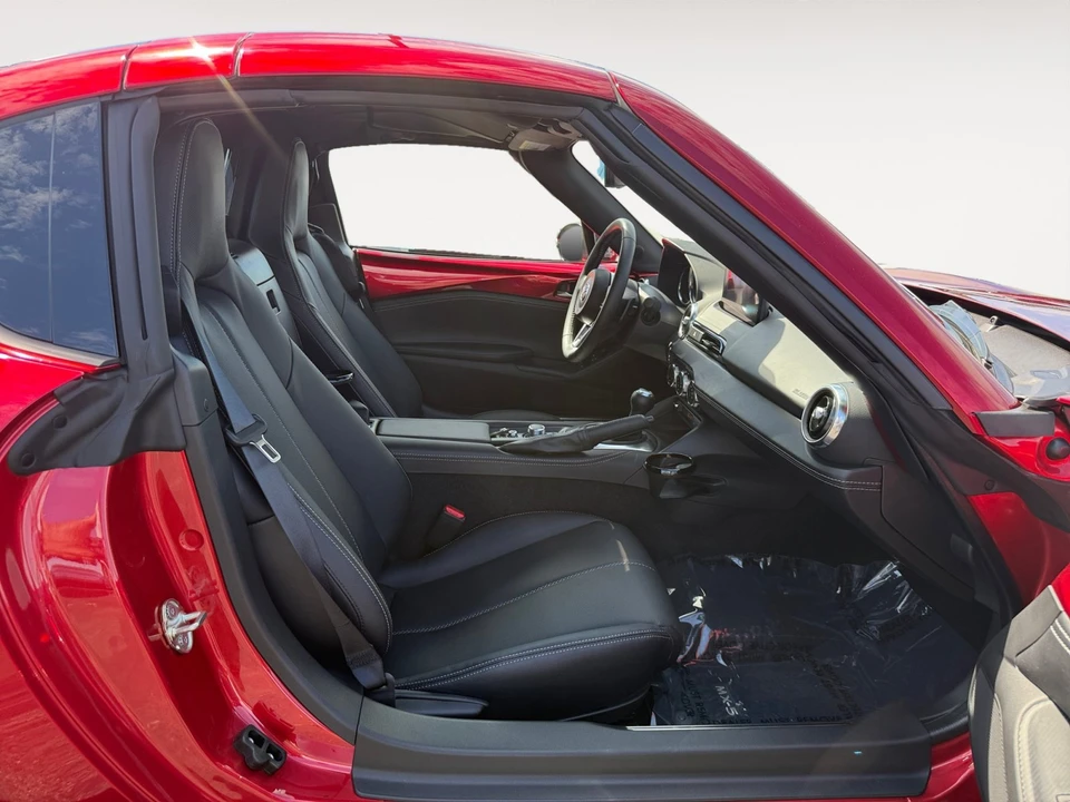 2025 Mazda ND MX-5 Miata - Image 19 of 20