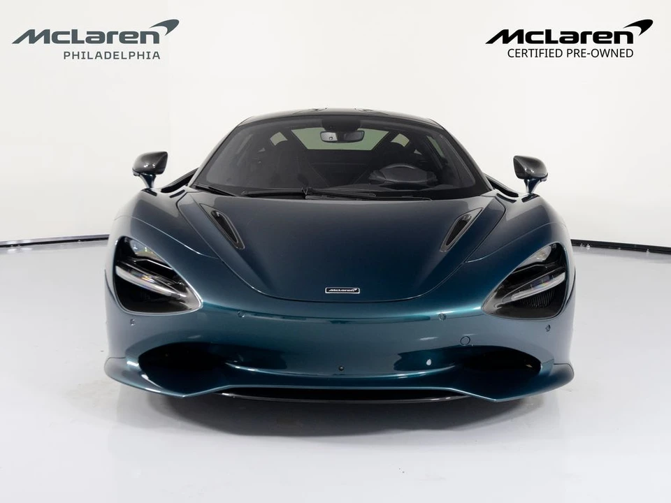 2025 McLaren 750S - Image 8 of 31