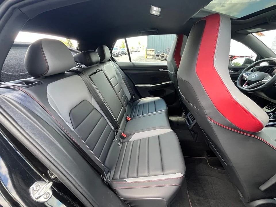 2025 Volkswagen GTI Mk8 - Image 27 of 31