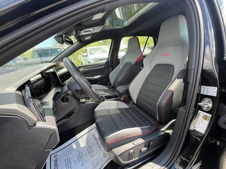 2025 Volkswagen GTI Mk8 - Image 11 of 31