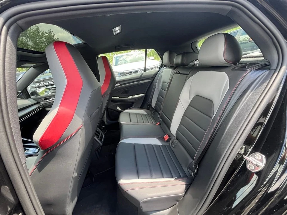 2025 Volkswagen GTI Mk8 - Image 25 of 31