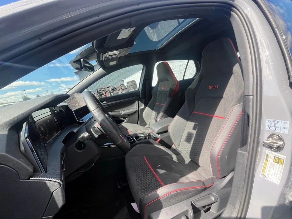 2025 Volkswagen GTI Mk8 - Image 11 of 30