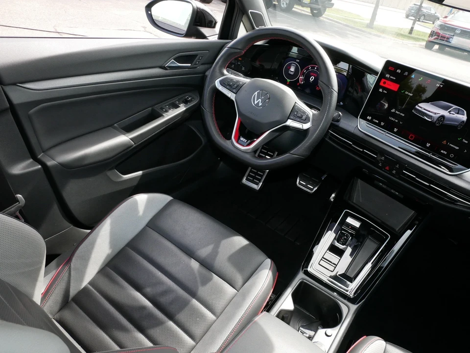 2025 Volkswagen GTI Mk8 - Image 9 of 31