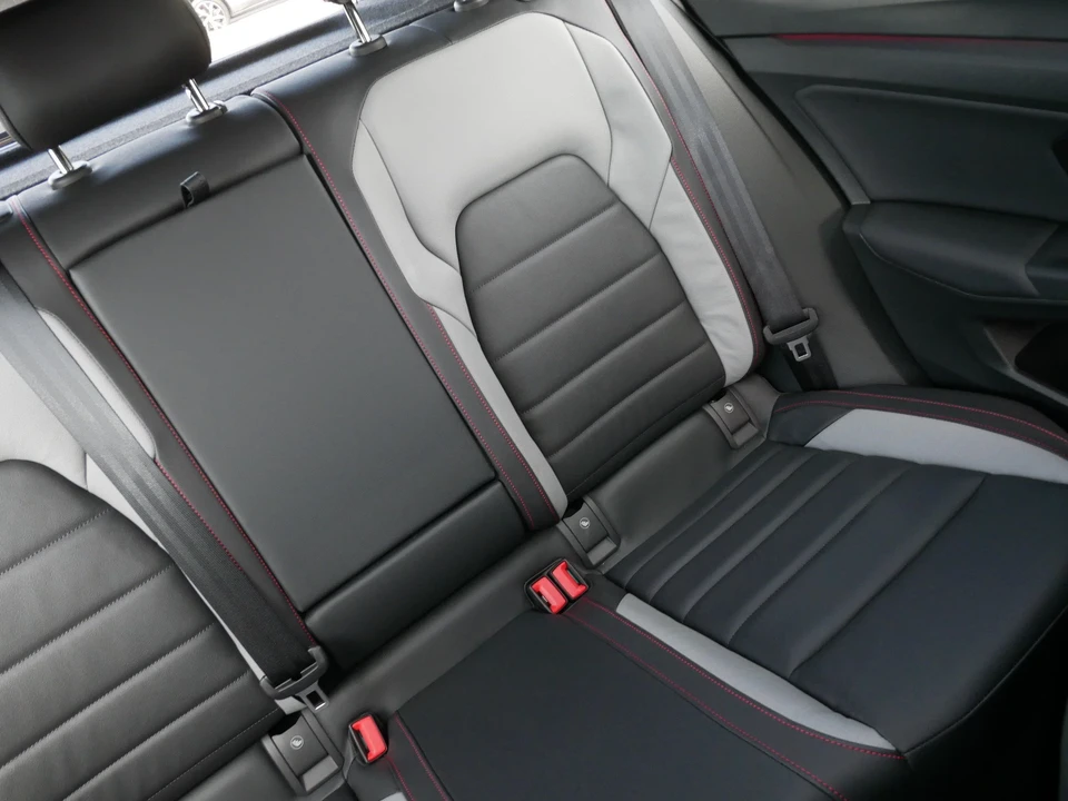 2025 Volkswagen GTI Mk8 - Image 14 of 31