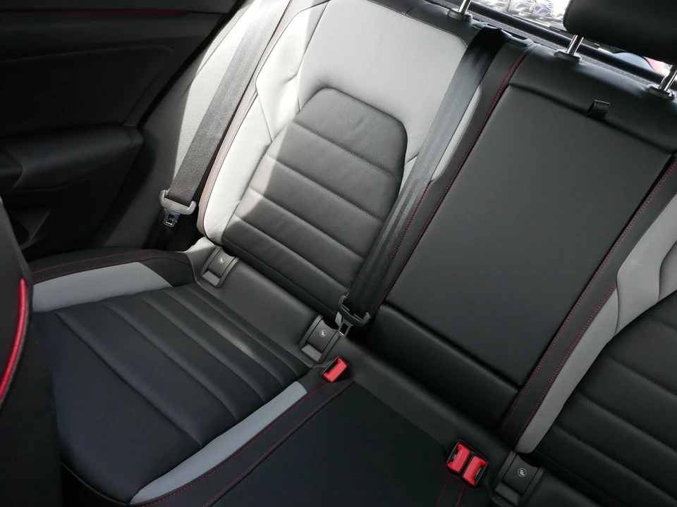 2025 Volkswagen GTI Mk8 - Image 12 of 31