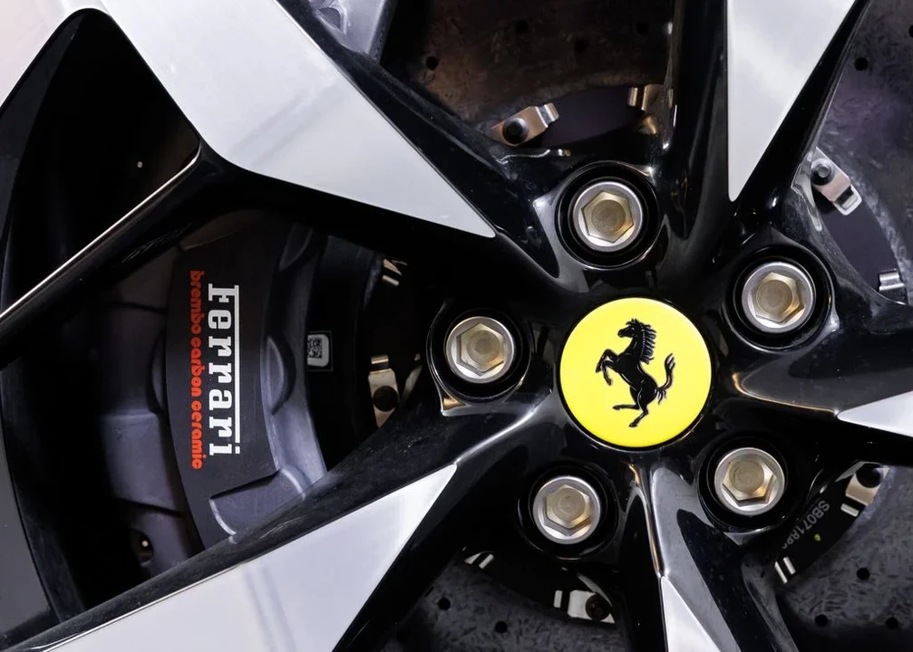 2026 Ferrari 12Cilindri - Image 27 of 31