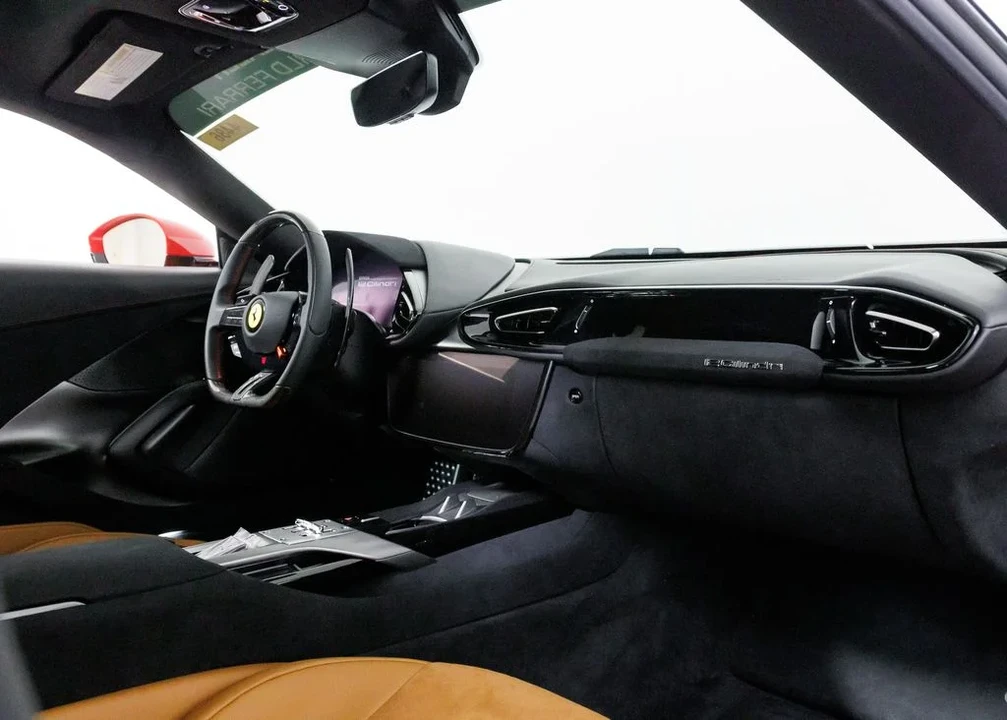 2026 Ferrari 12Cilindri - Image 22 of 31