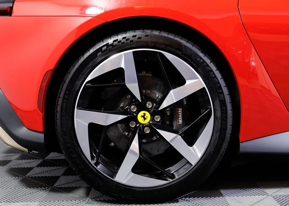 2026 Ferrari 12Cilindri - Image 8 of 31