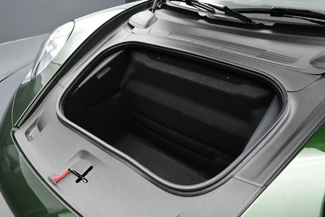 2026 Porsche 992 Carrera T - Image 16 of 29