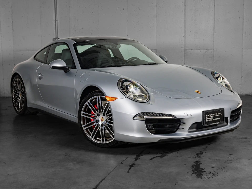 2015 Porsche 991 Carrera 4S - Image 10 of 31