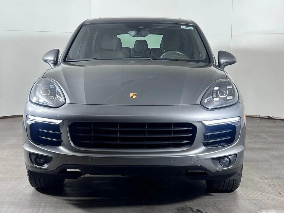 2015 Porsche 958 Cayenne S - Image 10 of 31