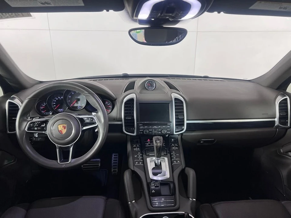 2015 Porsche 958 Cayenne S - Image 22 of 31