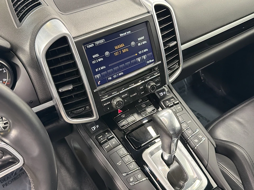 2016 Porsche 958 Cayenne - Image 26 of 31